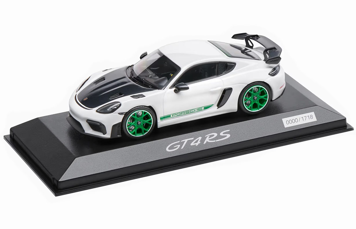 正規新品未使用 ポルシェ 718 Cayman GT4 RS ミニカー 1/43 Minichamps 1:43 Porsche 718 Cayman GT4 RS (982) in White / Neodyme